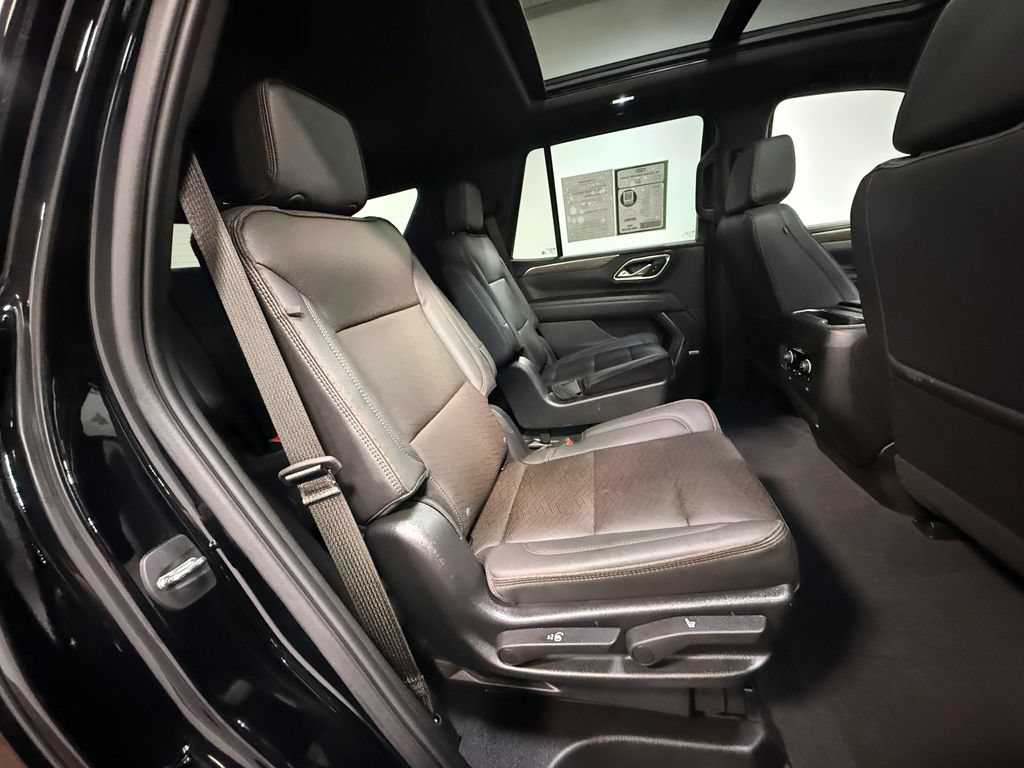 Used 2023 Chevrolet Tahoe High Country AWD/4WD image 14