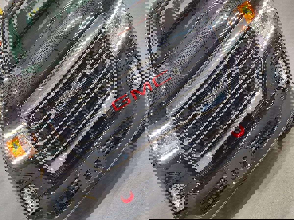 Used 2022 GMC Canyon AT4 image 19