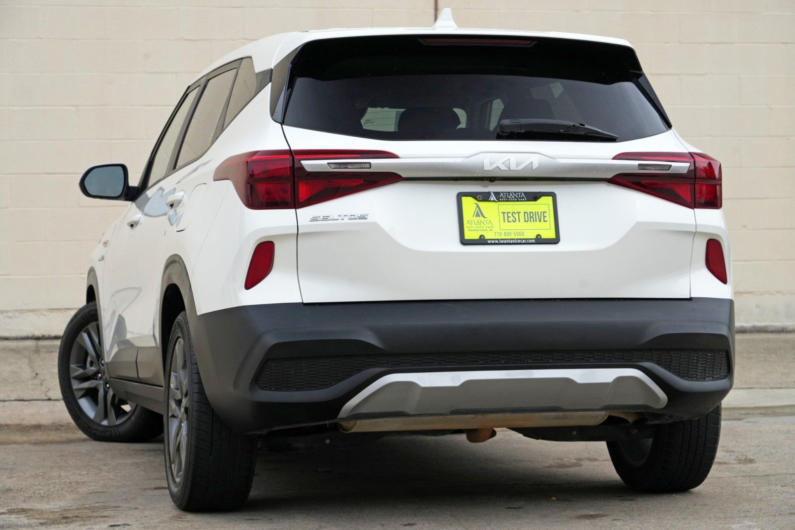 Used 2023 Kia Seltos LX AWD/4WD image 5