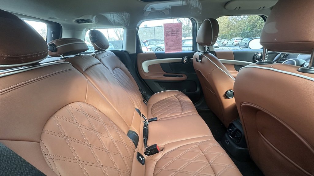 Used 2023 MINI Cooper Countryman SE w/ Signature Upholstery Package image 8