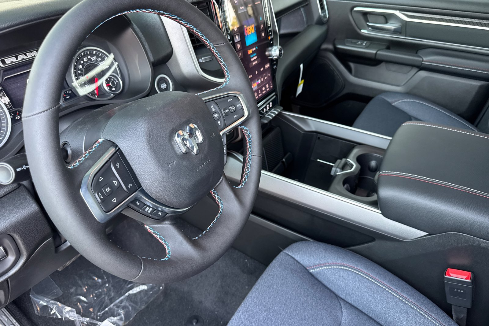 New 2026 RAM 1500 Big Horn AWD/4WD image 9