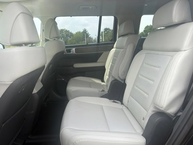 Used 2024 Hyundai Santa Fe Calligraphy AWD/4WD image 21