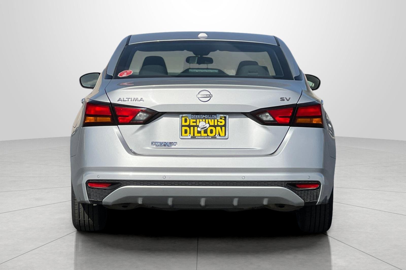 Used 2024 Nissan Altima 2.5 SV image 5