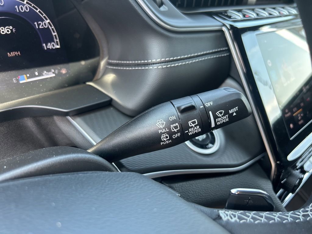 New 2025 Jeep Grand Cherokee Laredo image 24