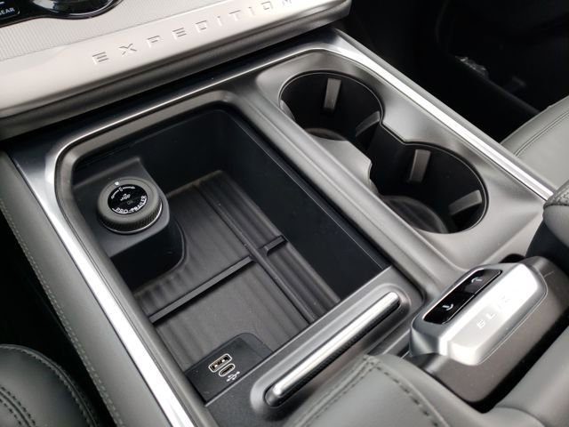 New 2026 Ford Expedition Max Active image 25