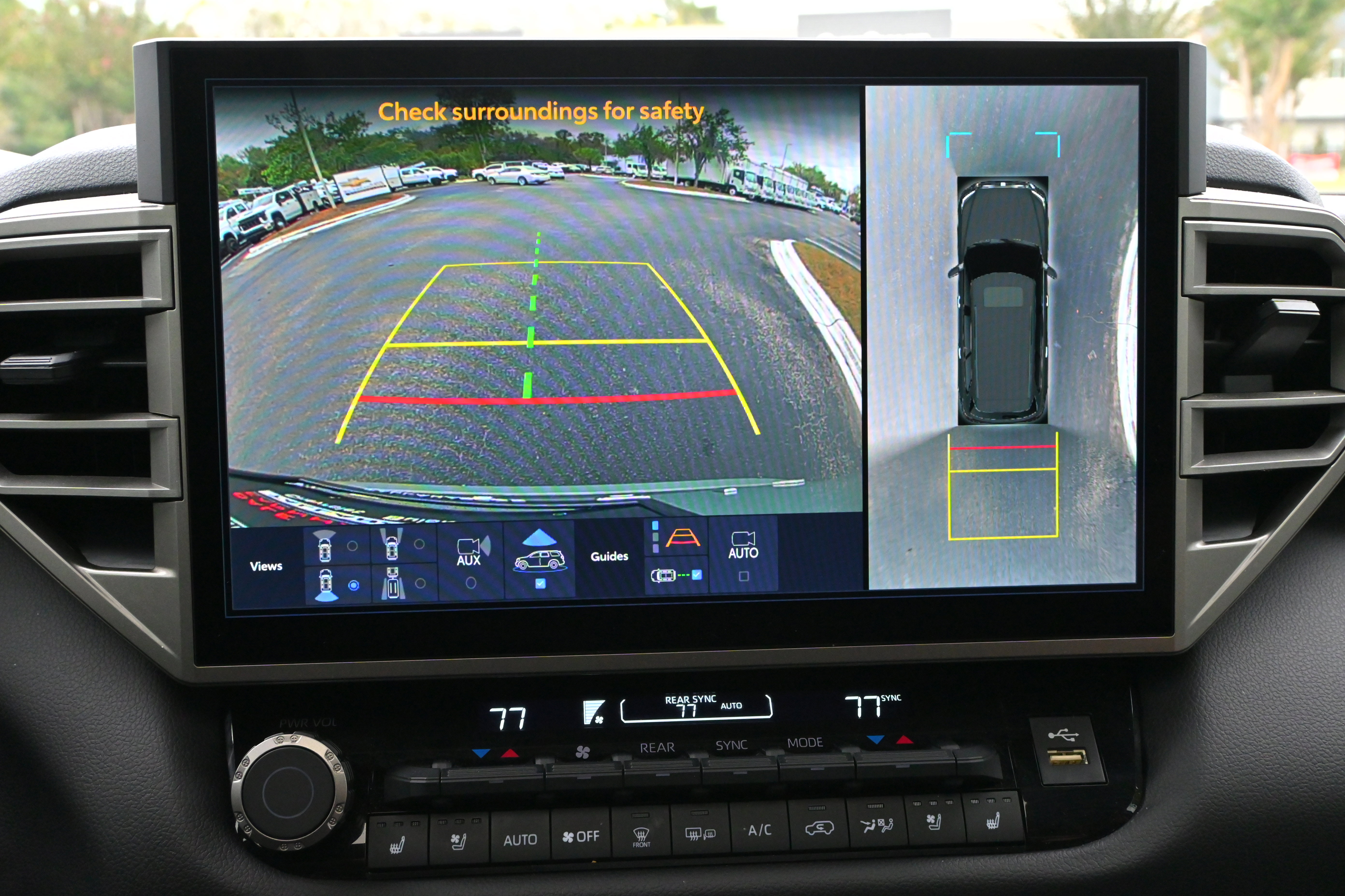 Used 2025 Toyota Sequoia Limited image 18