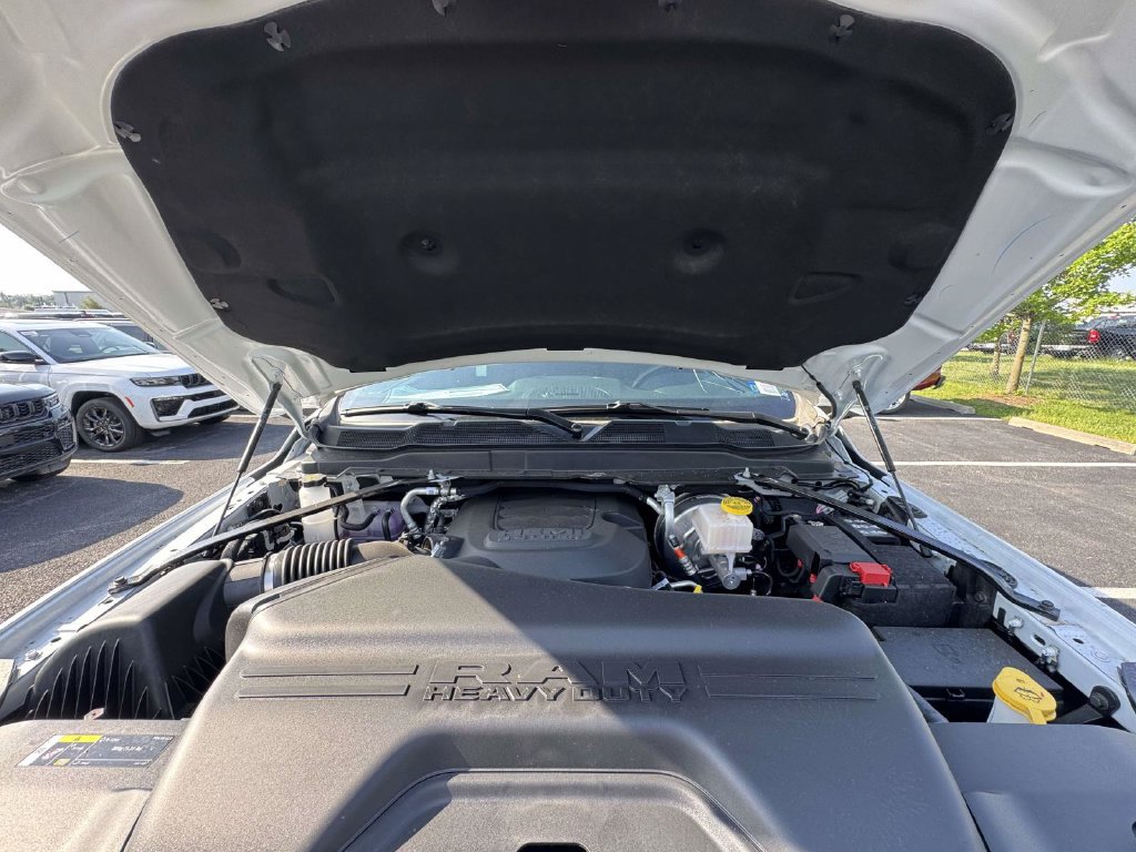 New 2026 RAM 2500 Tradesman AWD/4WD image 12
