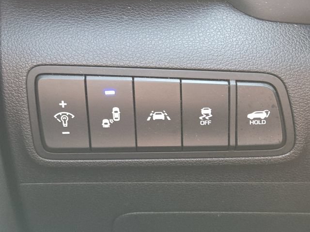 Used 2020 Hyundai Tucson Limited FWD image 12