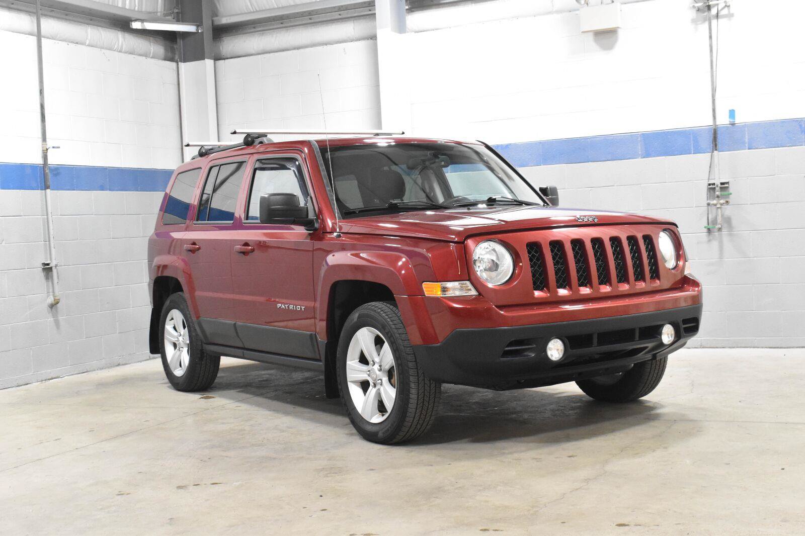 Used 2016 Jeep Patriot Latitude AWD/4WD image 26