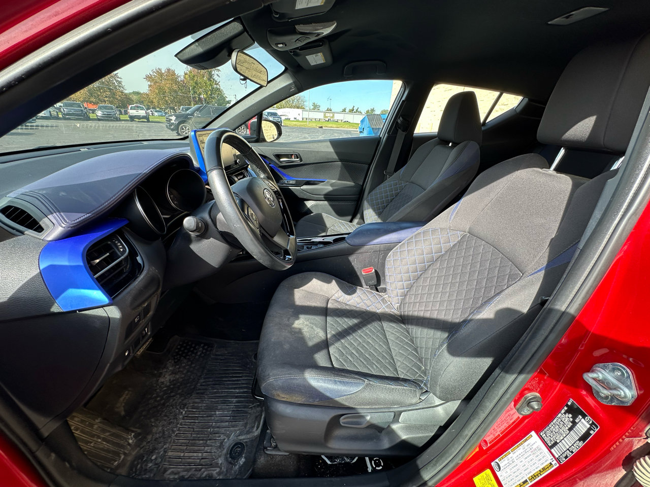 Used 2021 Toyota C-HR XLE image 10