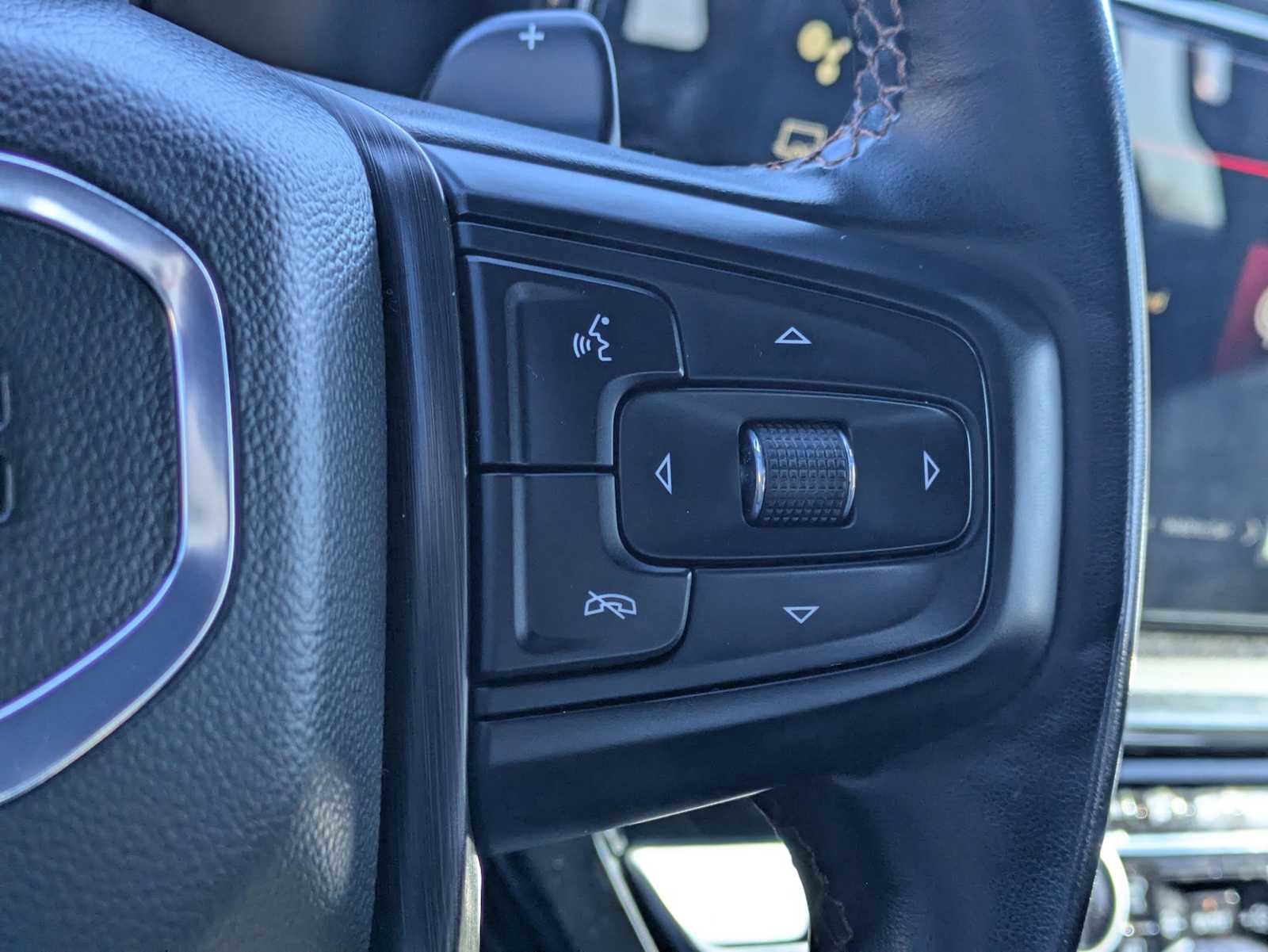 Used 2024 GMC Sierra 1500 AT4 w/ Technology Package AWD/4WD image 25