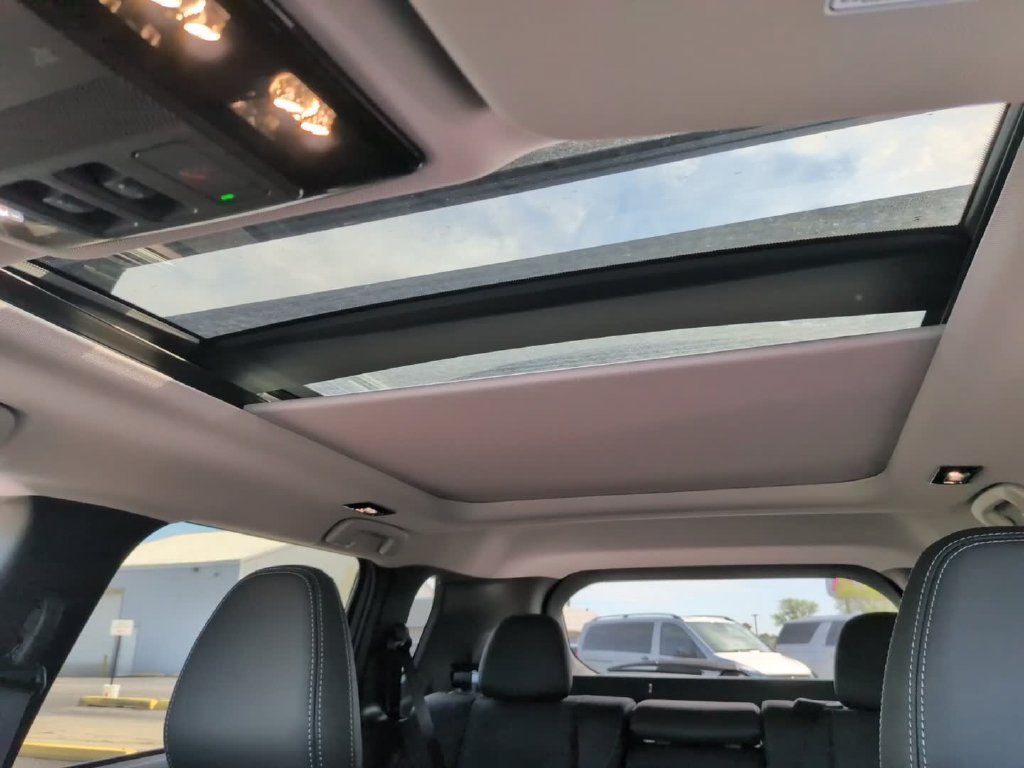 New 2026 Mitsubishi Outlander AWD image 23