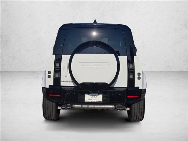 New 2026 Land Rover Defender 90 V8 AWD/4WD image 8