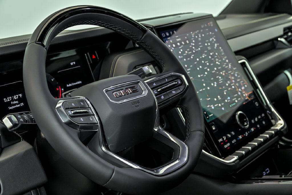 New 2027 GMC Yukon Elevation w/ Elevation Premium Package AWD/4WD image 12