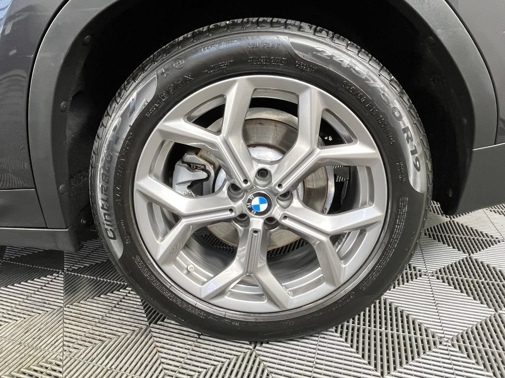 Certified 2024 BMW X3 xDrive30i w/ Premium Package w/ZPA AWD/4WD image 12