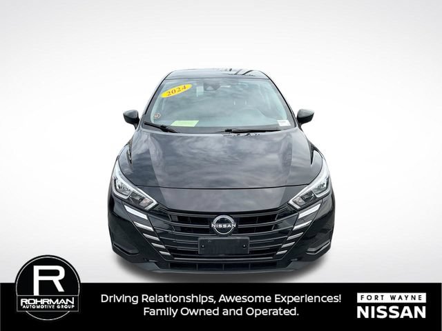 Used 2024 Nissan Versa SV FWD image 9