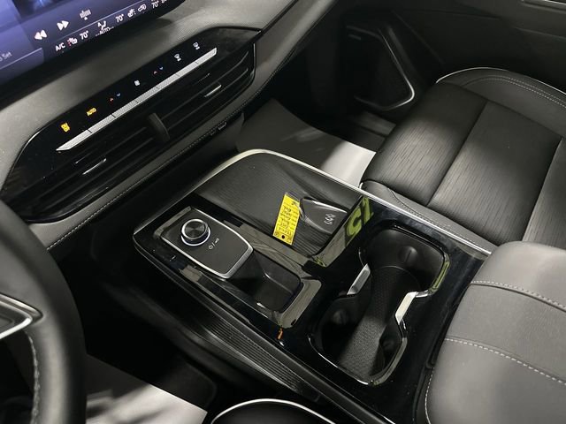 Used 2025 Buick Enclave Sport Touring image 14