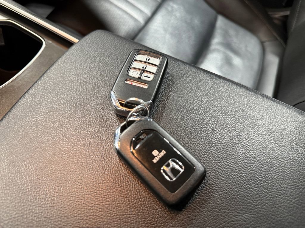 Used 2022 Honda Accord Touring image 43