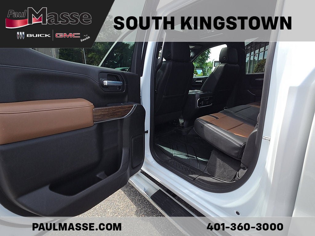 Used 2021 Chevrolet Silverado 1500 High Country w/ Technology Package AWD/4WD image 19