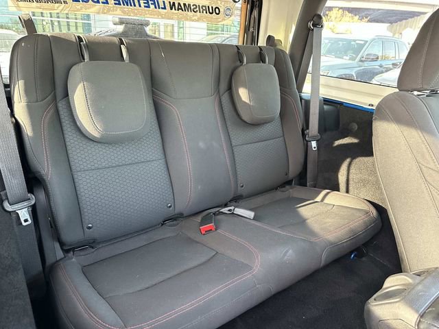 Certified 2022 Jeep Wrangler Rubicon w/ Cold Weather Group AWD/4WD image 12