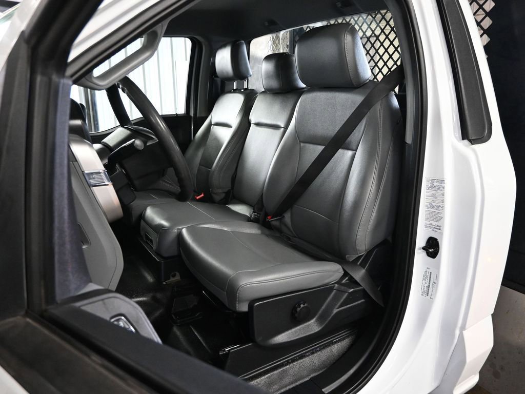 Certified 2023 Ford F450 XL w/ XL Chrome Package image 11