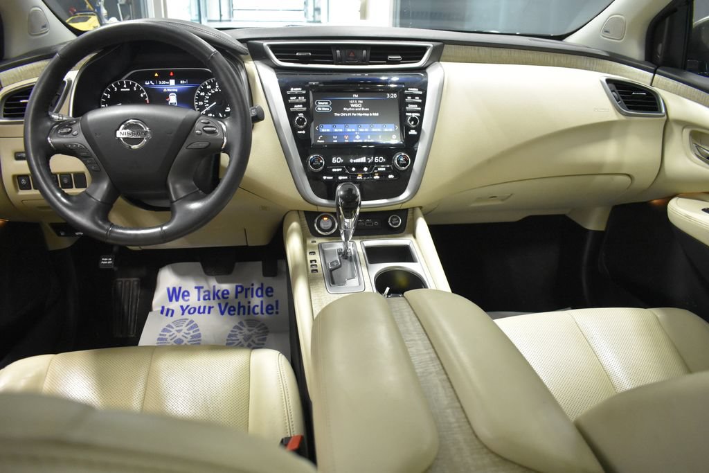 Used 2021 Nissan Murano SL w/ SL Moonroof Package AWD/4WD image 13