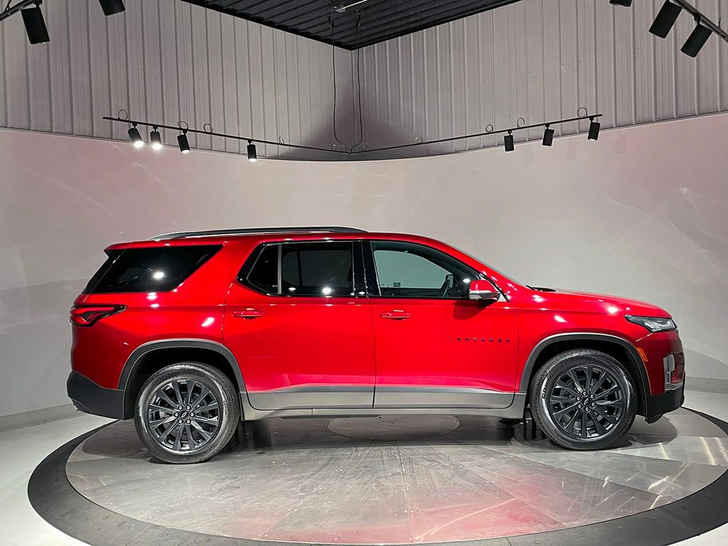 Used 2023 Chevrolet Traverse RS w/ LPO, Floor Liner Package image 10