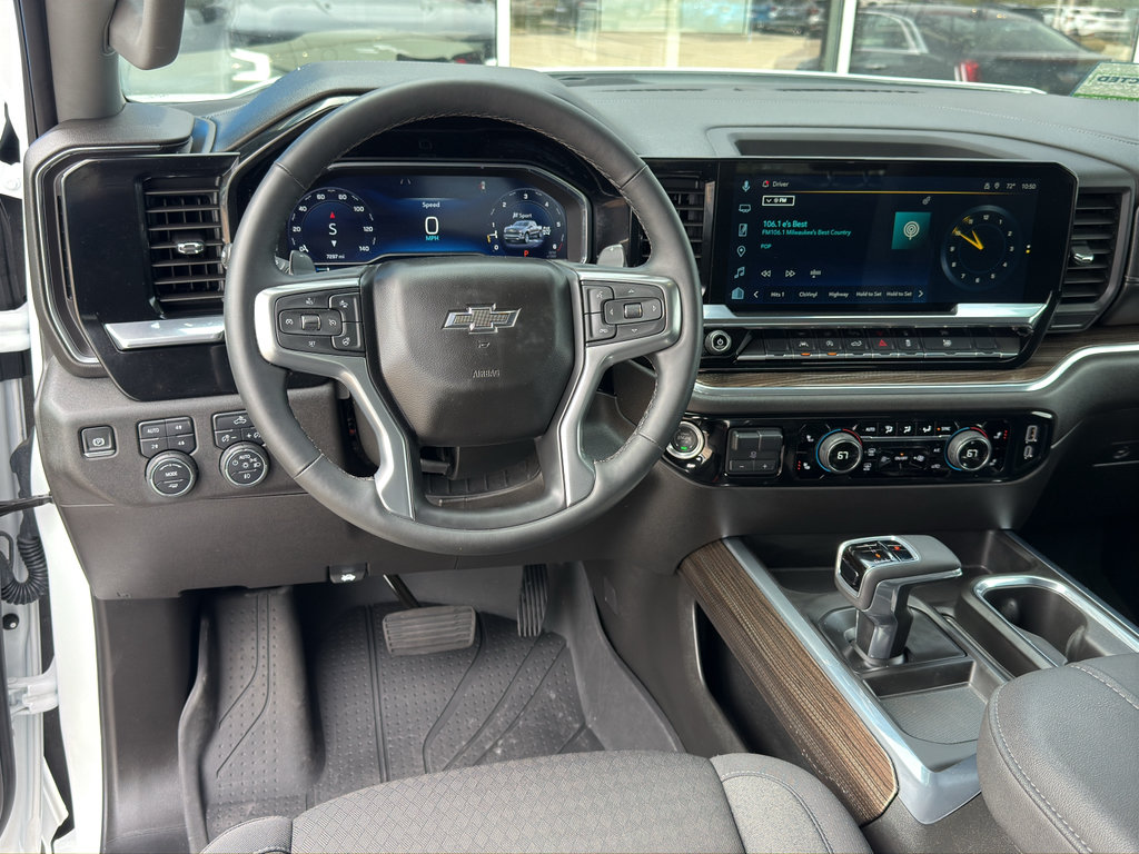 Used 2025 Chevrolet Silverado 1500 RST w/ Redline Edition AWD/4WD image 22