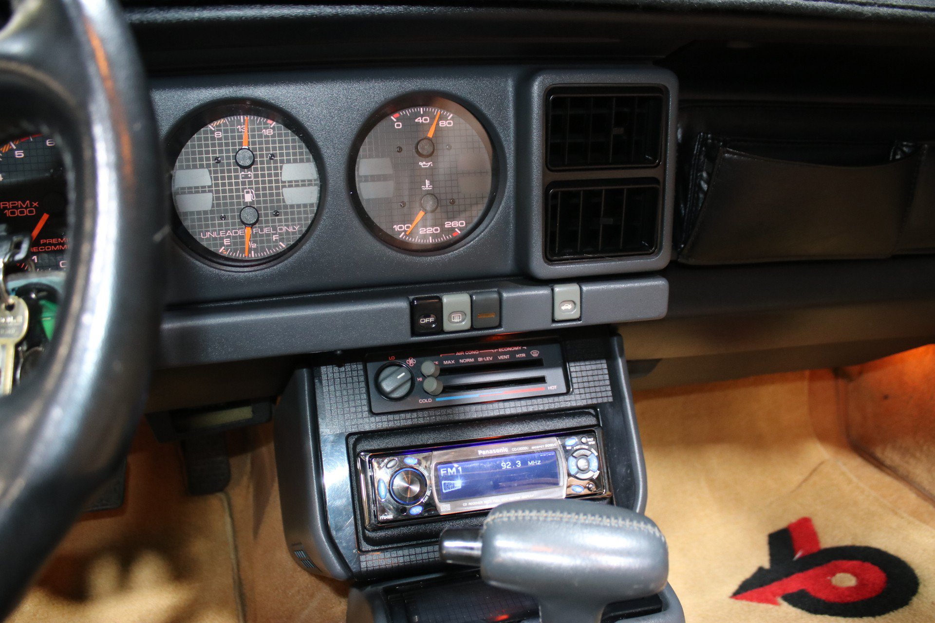 Used 1989 Pontiac Firebird Trans Am RWD image 65