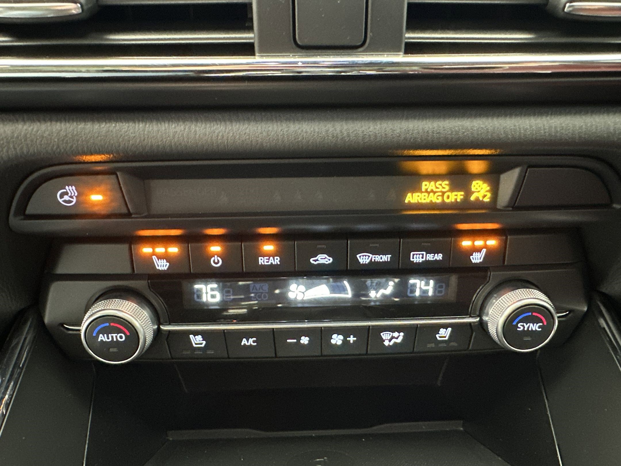 Used 2023 MAZDA CX-9 Carbon Edition image 17