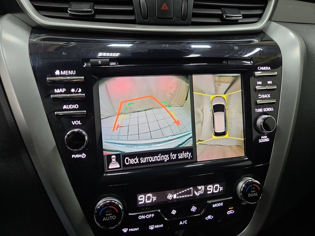 Used 2020 Nissan Murano SL w/ Moonroof Package AWD/4WD image 16