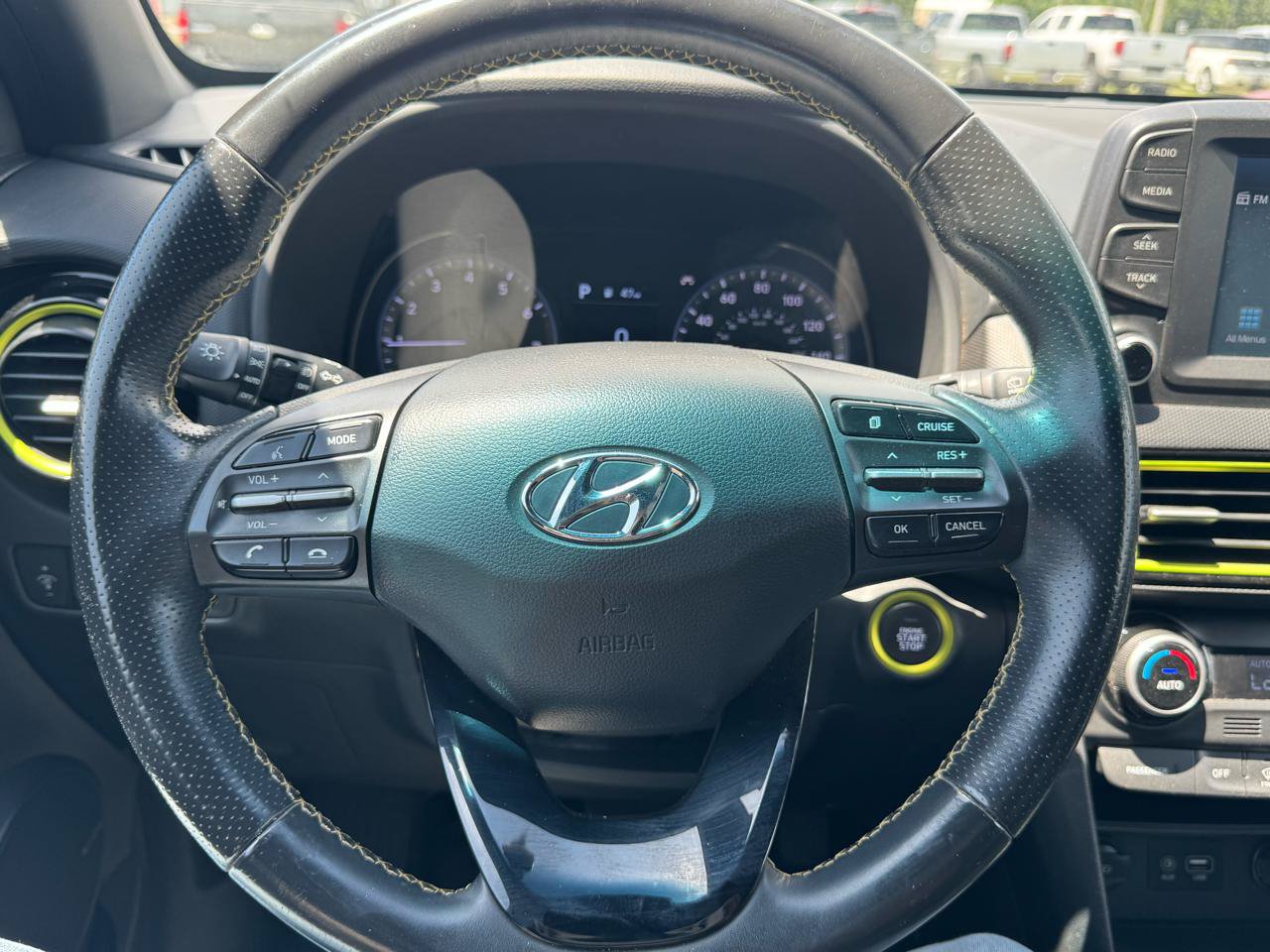 Used 2019 Hyundai Kona Limited FWD image 29