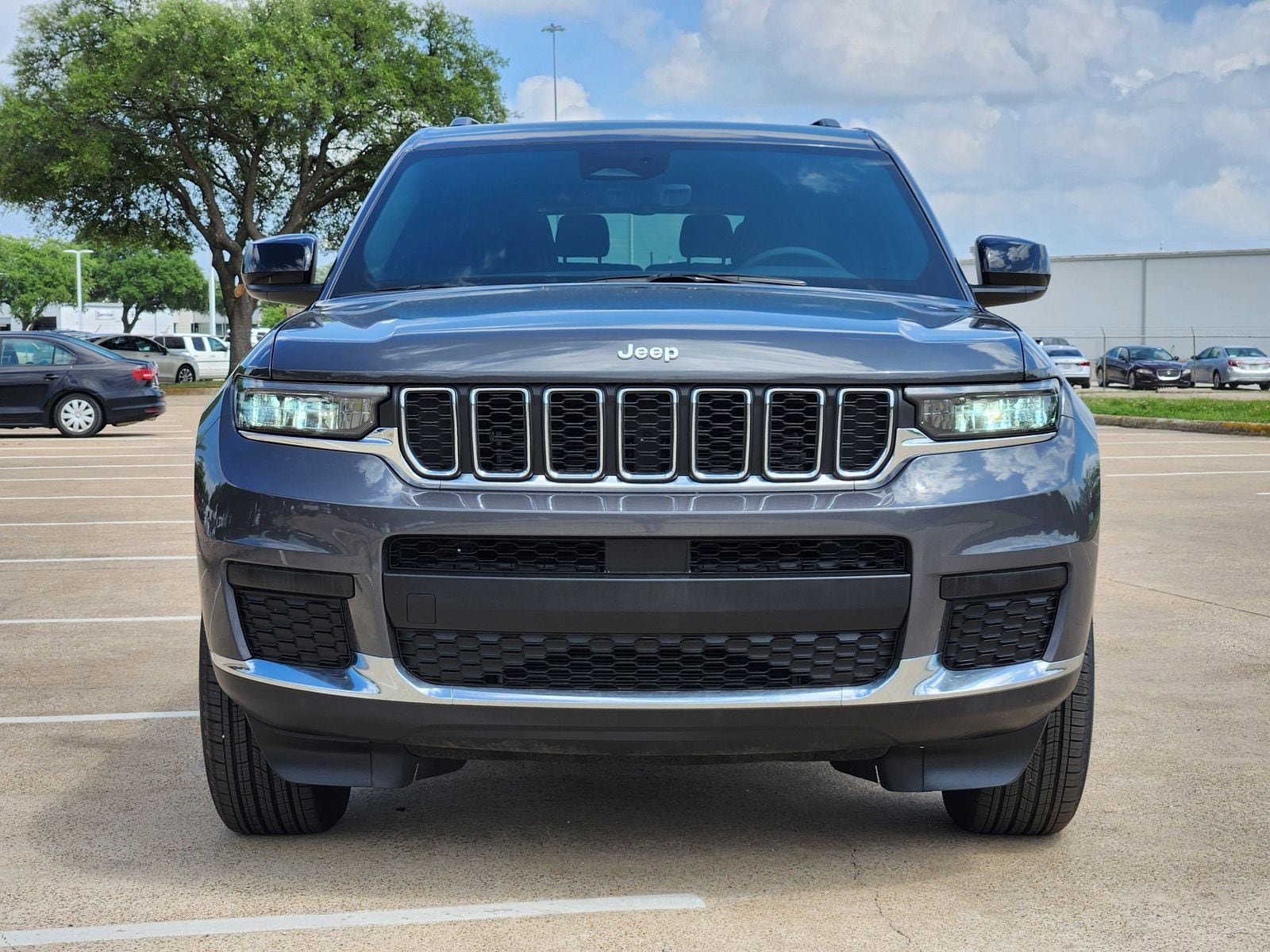 New 2025 Jeep Grand Cherokee L Laredo w/ Luxury Tech Group I RWD image 7