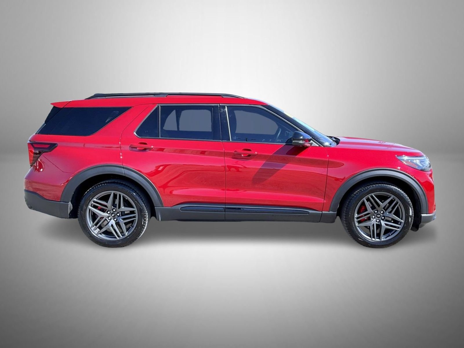Used 2025 Ford Explorer ST w/ Sun And Sound Package AWD/4WD image 4