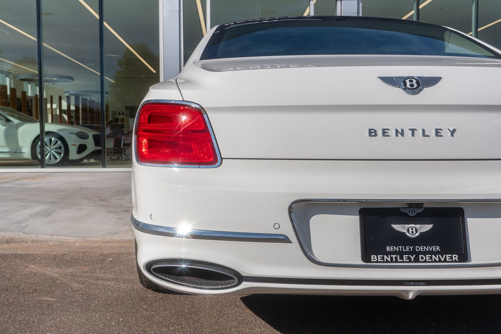 New 2026 Bentley Flying Spur Plug-In Hybrid image 15