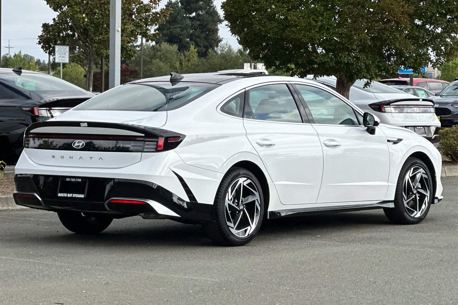 New 2025 Hyundai Sonata SEL FWD image 4