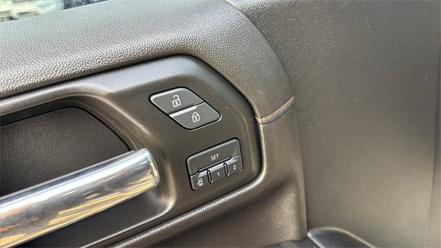 Used 2019 GMC Sierra 1500 AT4 w/ AT4 Premium Package image 11