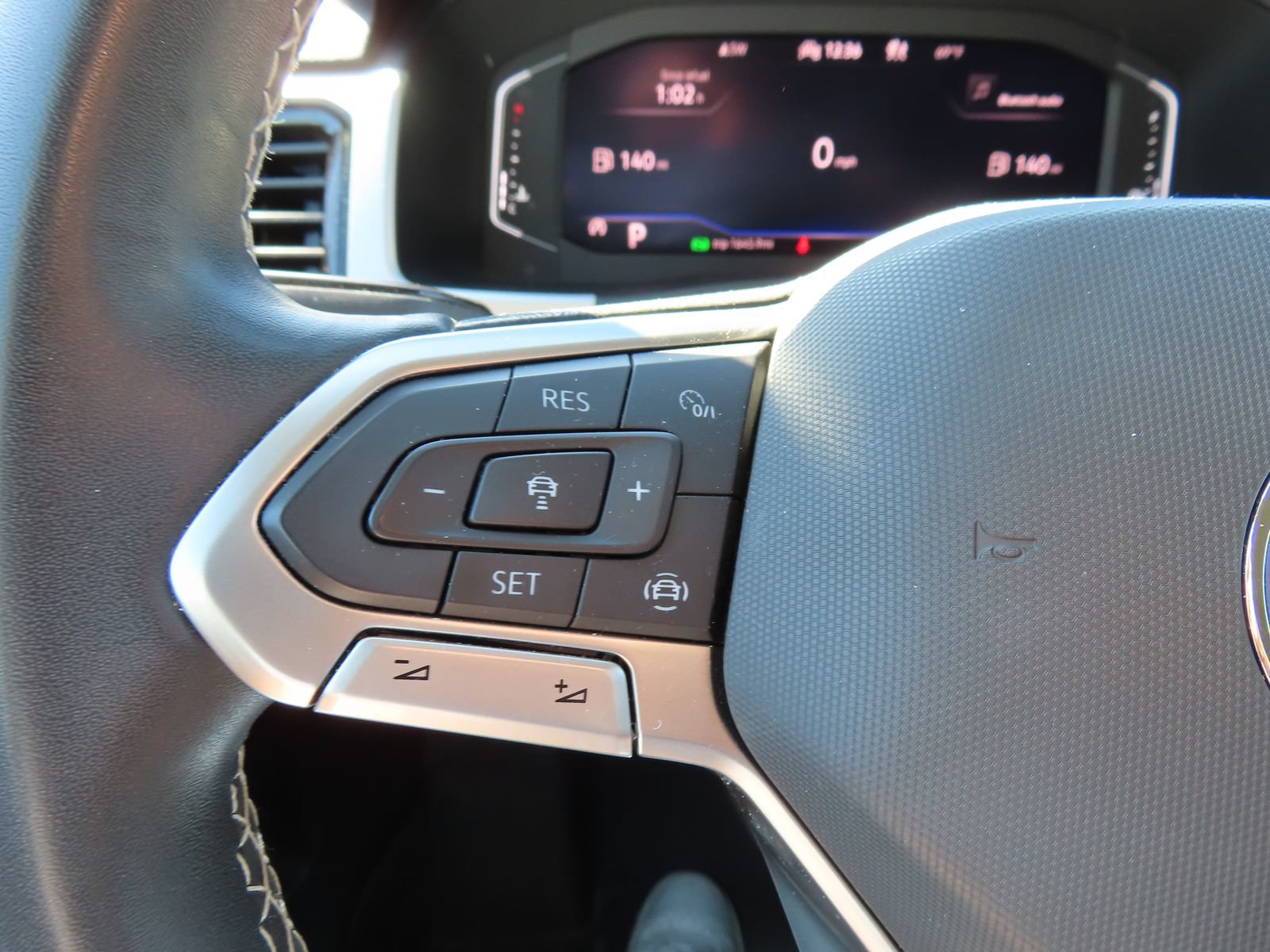 Used 2022 Volkswagen Atlas SE AWD/4WD image 18