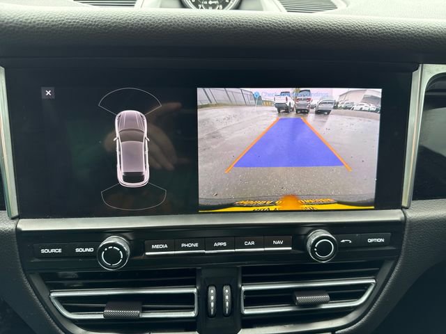 Used 2021 Porsche Macan image 29