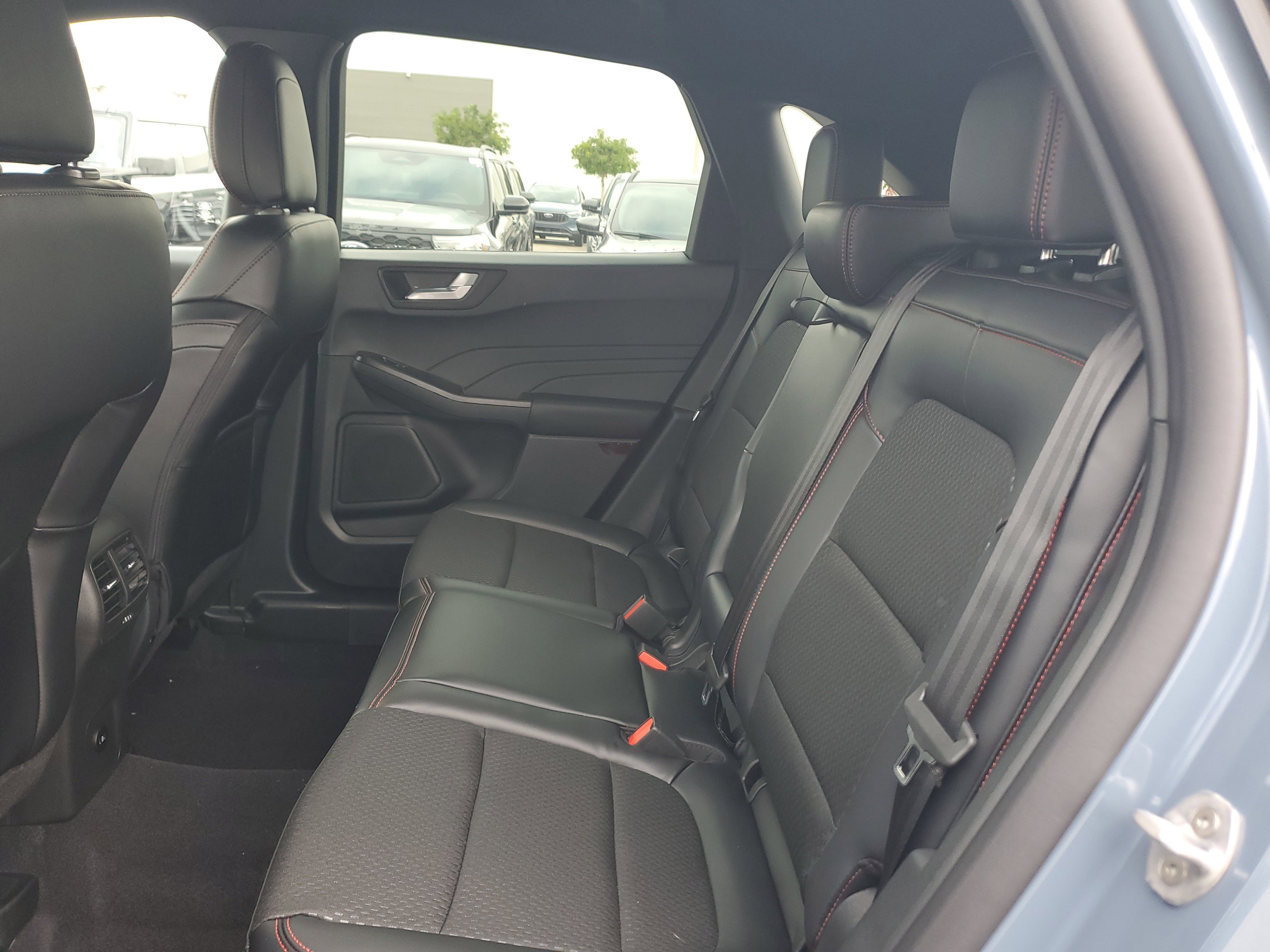 New 2026 Ford Escape ST-Line w/ Tech Pack #1 image 11