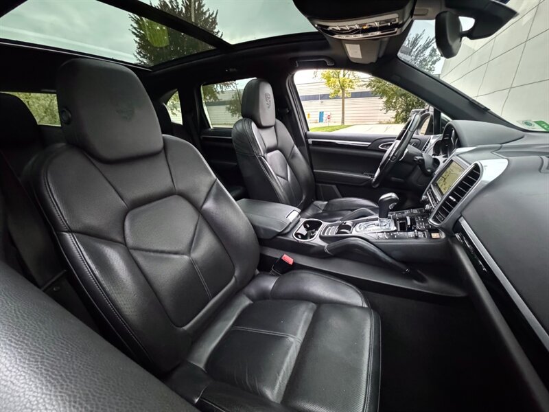 Used 2014 Porsche Cayenne Diesel Platinum Edition AWD/4WD image 23