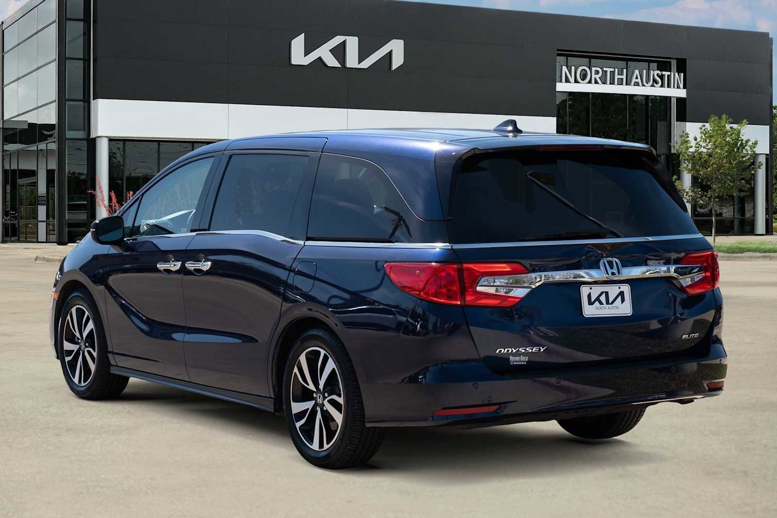 Used 2020 Honda Odyssey Elite image 5