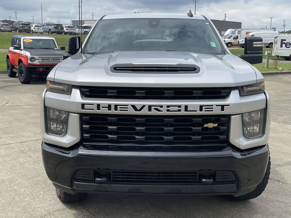 Used 2022 Chevrolet Silverado 2500 Custom w/ Custom Value Package AWD/4WD image 8