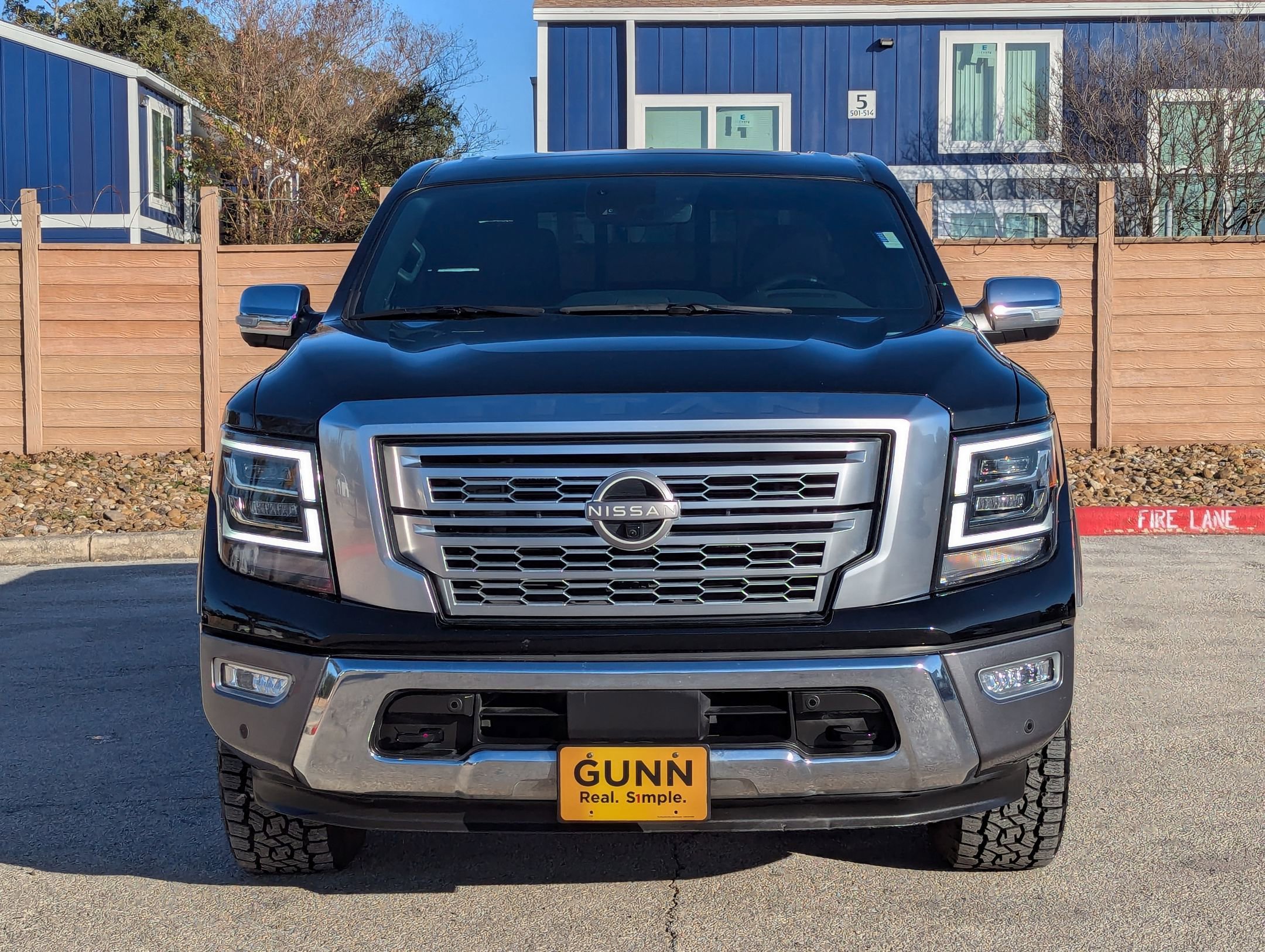 Used 2023 Nissan Titan Platinum Reserve w/ Moonroof Package image 9