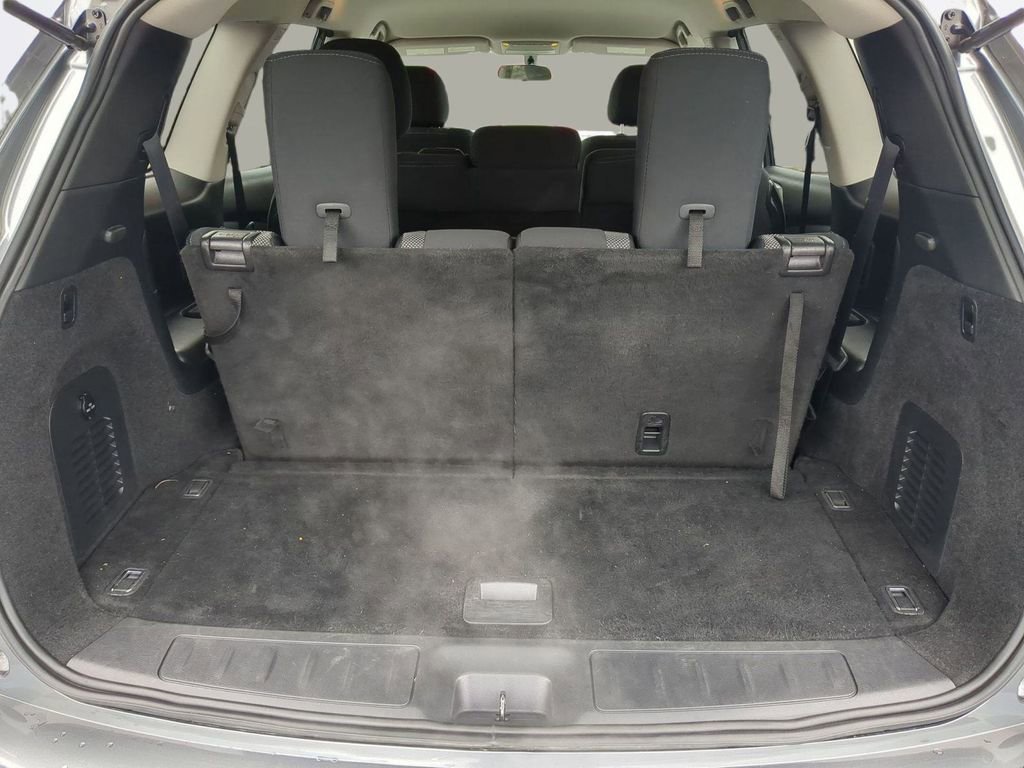 Used 2020 Nissan Pathfinder S image 23