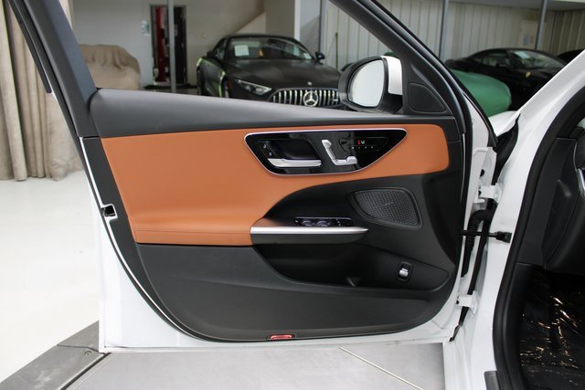 Used 2024 Mercedes-Benz C 300 4MATIC Sedan image 38