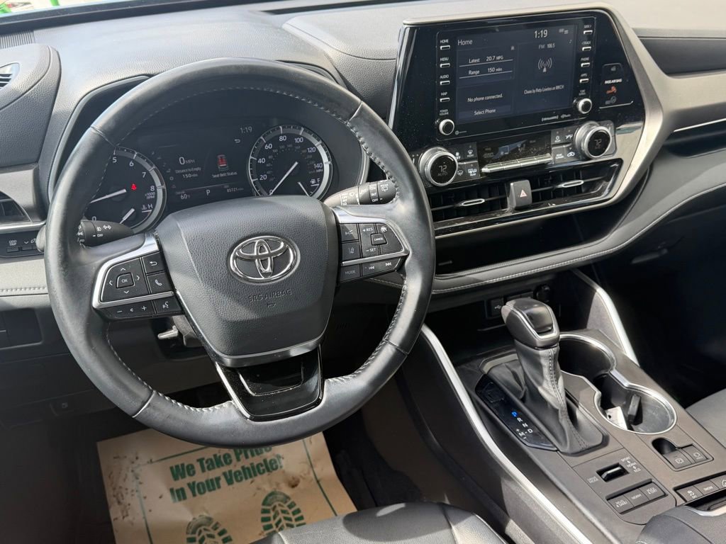 Used 2020 Toyota Highlander XLE image 15