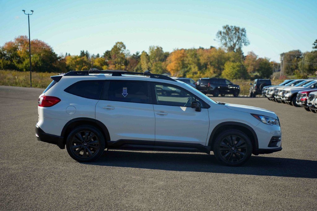 Used 2022 Subaru Ascent Onyx Edition AWD/4WD image 4