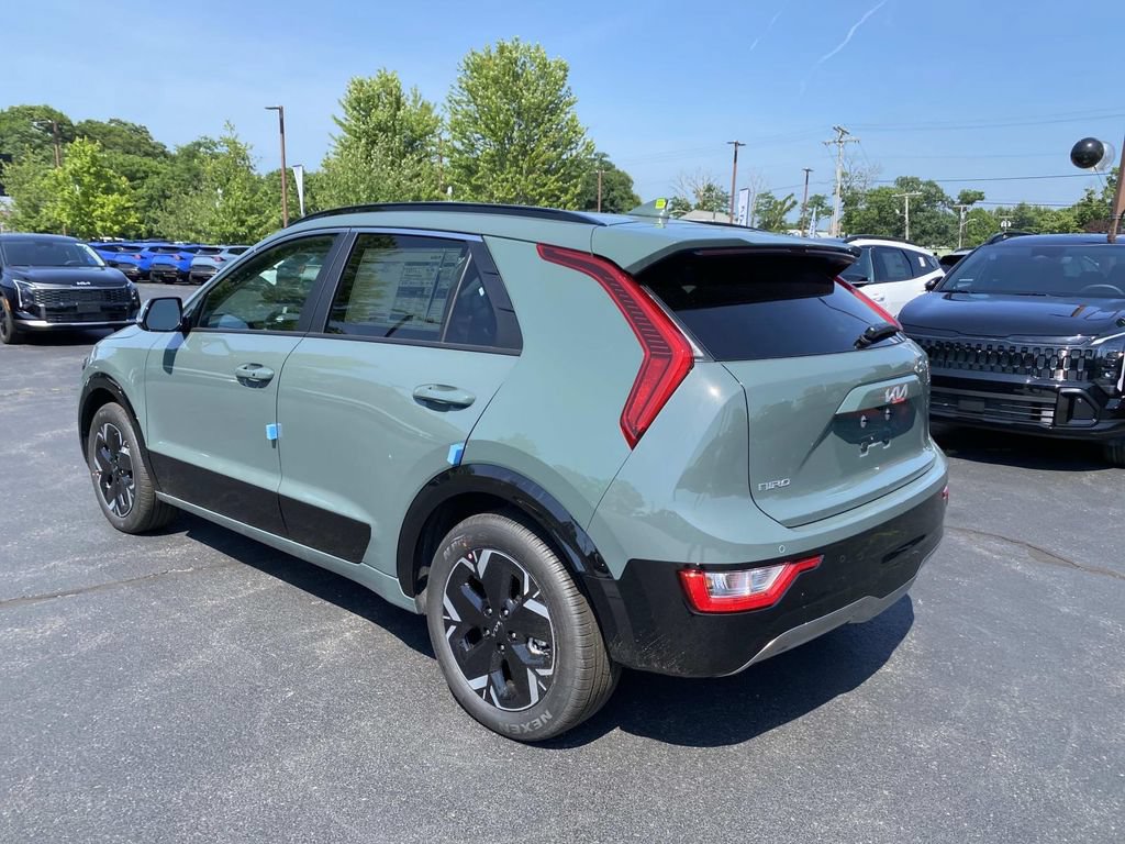 New 2026 Kia Niro Wind w/ Wind Preserve Package FWD image 3