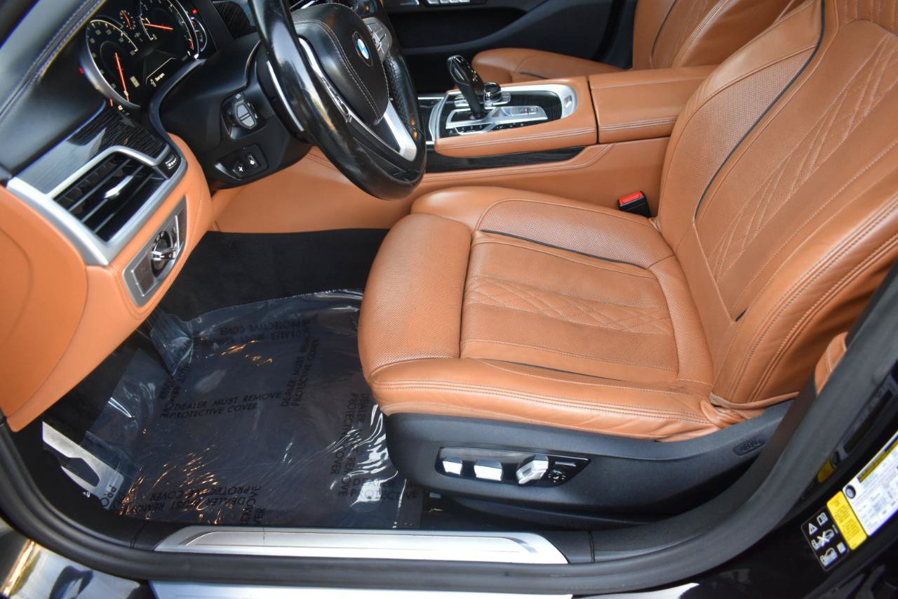Used 2018 BMW 750i xDrive AWD/4WD image 22